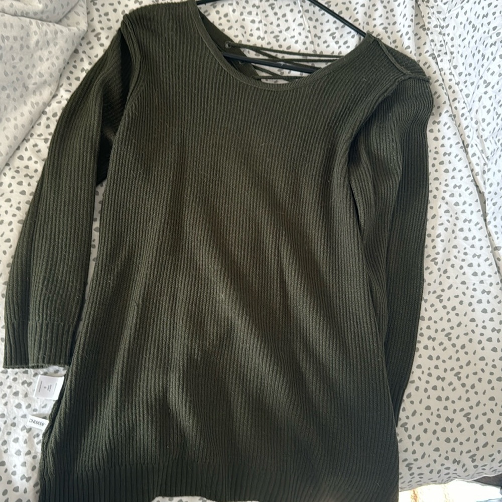 Long sleeve open back